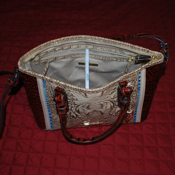Brahmin Mini Asher in Sand Santana - Picture 8 of 9